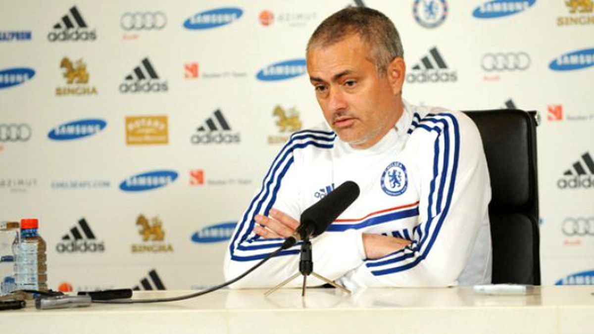 Mourinho 4 Yıl Daha Chelsea\'de