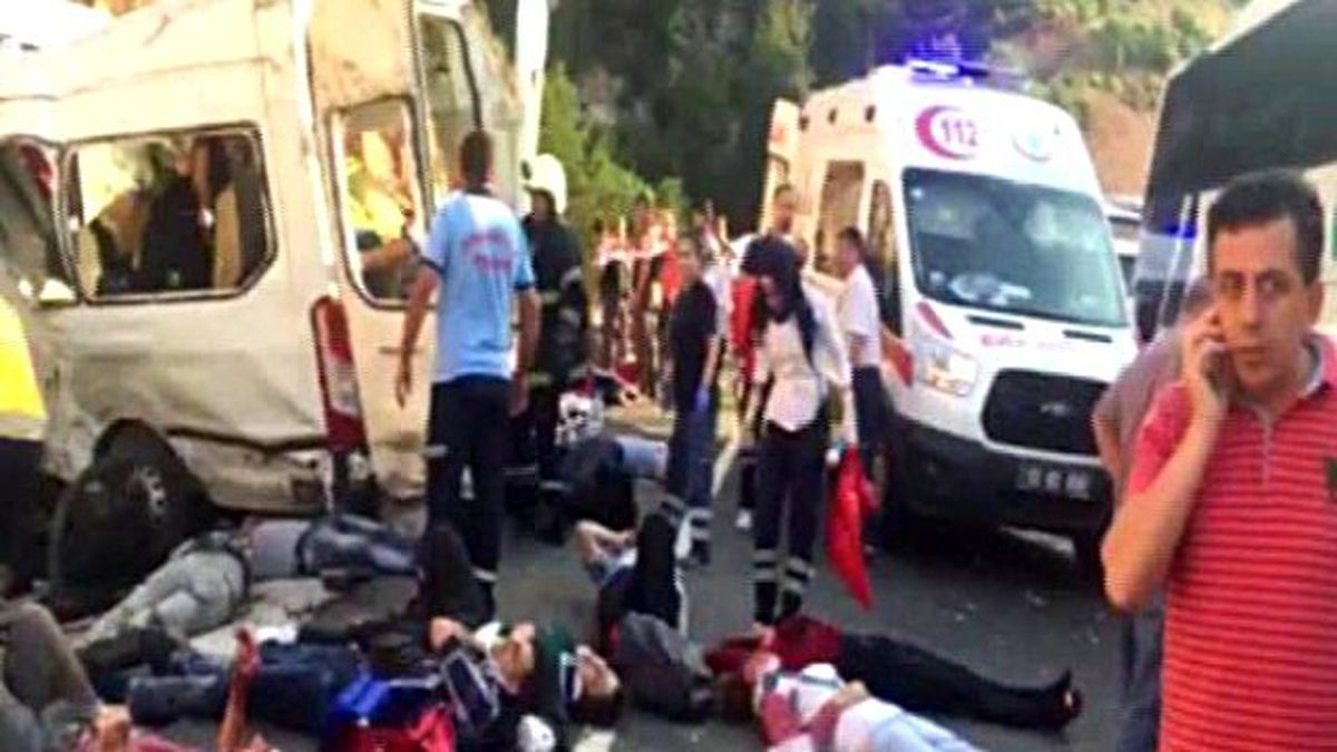Mülteci Kazasından Sonra Yaşanan Can Pazarını Cep Telefonu ile Böyle Görüntüledi