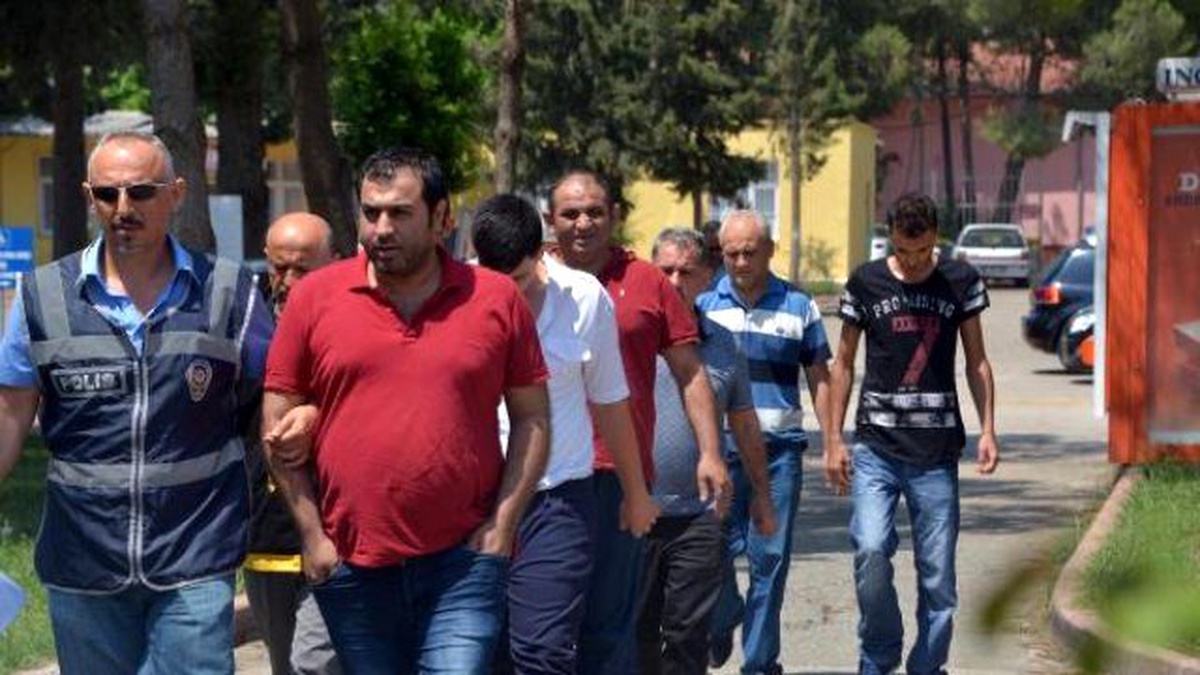 Parti Binasında Tombala Çekenler Erken Secime Hazırlanıyormuş