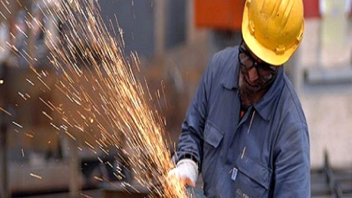 Sanayi Üretimi Haziran\'da Arttı