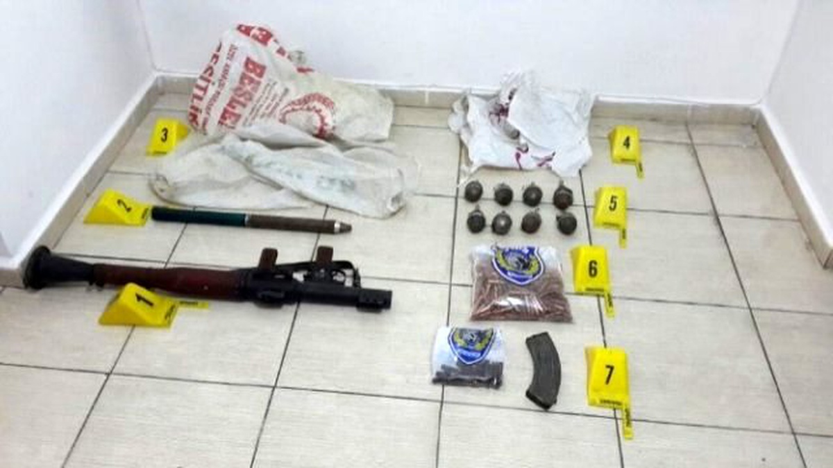 Şırnak\'ta 1 Roket, 8 El Bombası Ele Geçirildi