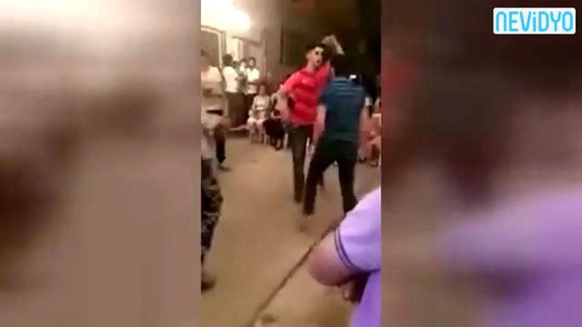 Sosyal Medya Bu İlginç Dansla Çalkalanıyor