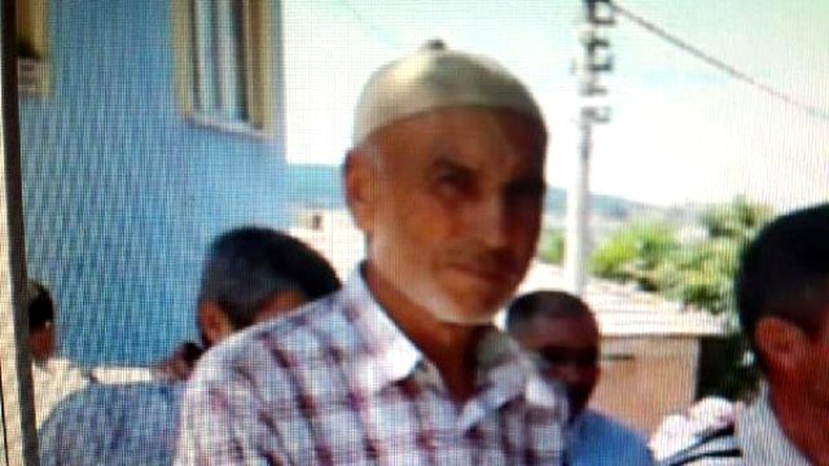 Tarlasını Domuzlardan Korumak İçin Çevirdiği Elektrik Akımına Kapılarak Öldü