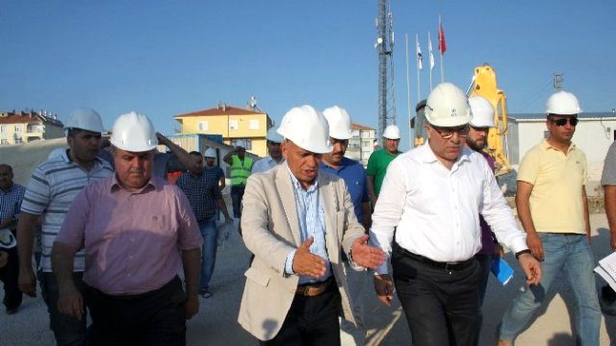 TOKİ Başkanı Turan Karaman\'da İncelemelerde Bulundu