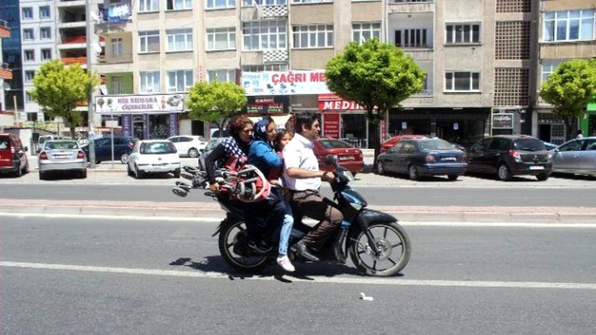 Trafikte Tehlikeli Yolculuk