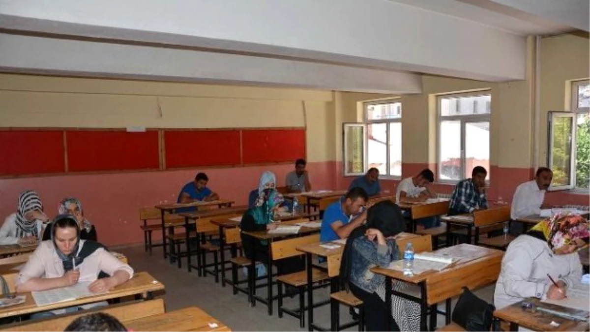 Çatak\'ta Açık Öğretim Lisesi Sınavları Tamamlandı