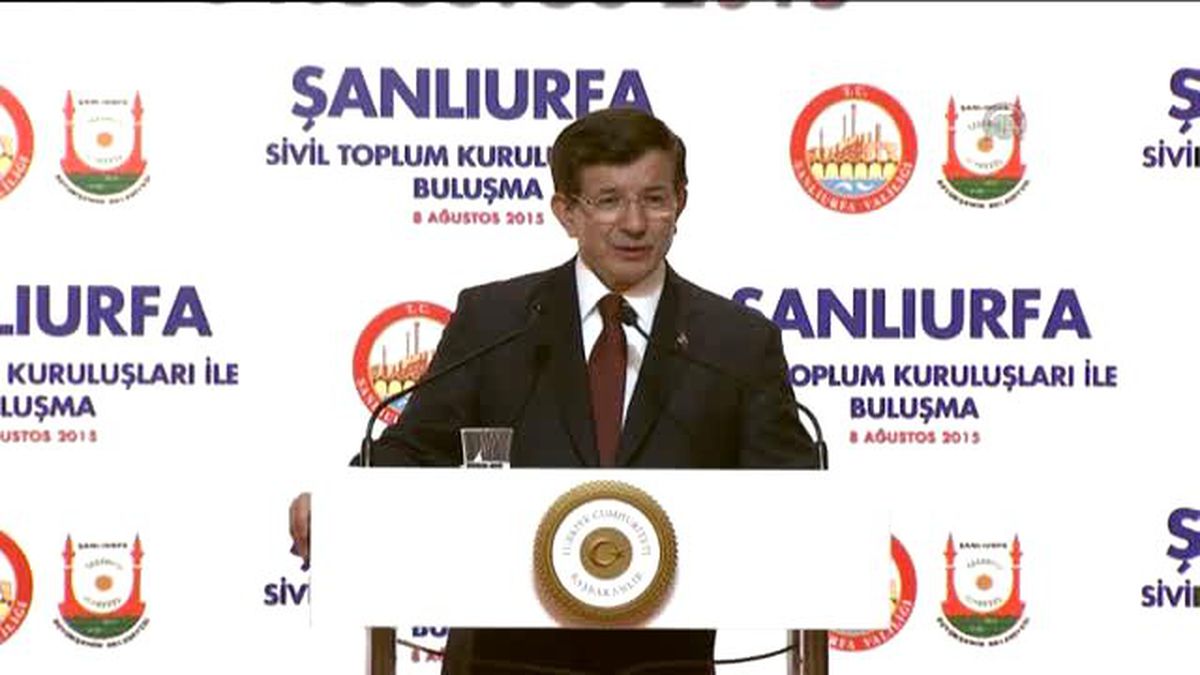 Davutoğlu: 'Kamu Düzenini Bozan Her Şeye Karşı Olduklarını Söylemeleri Lazım'