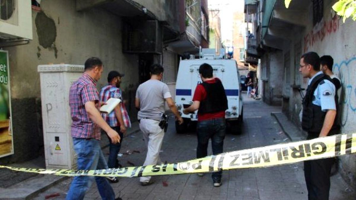 Diyarbakır\'da Sokak Ortasında Cinayet