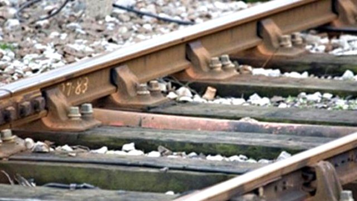 Erzincan\'da Yük Trenine Bombalı Saldırı