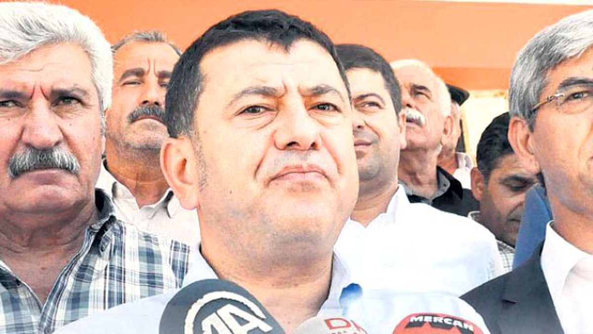 CHP'nin Raporu: IŞİD'e Katılmaya Gidenler 20 TL'ye Sınırdan Geçiyor