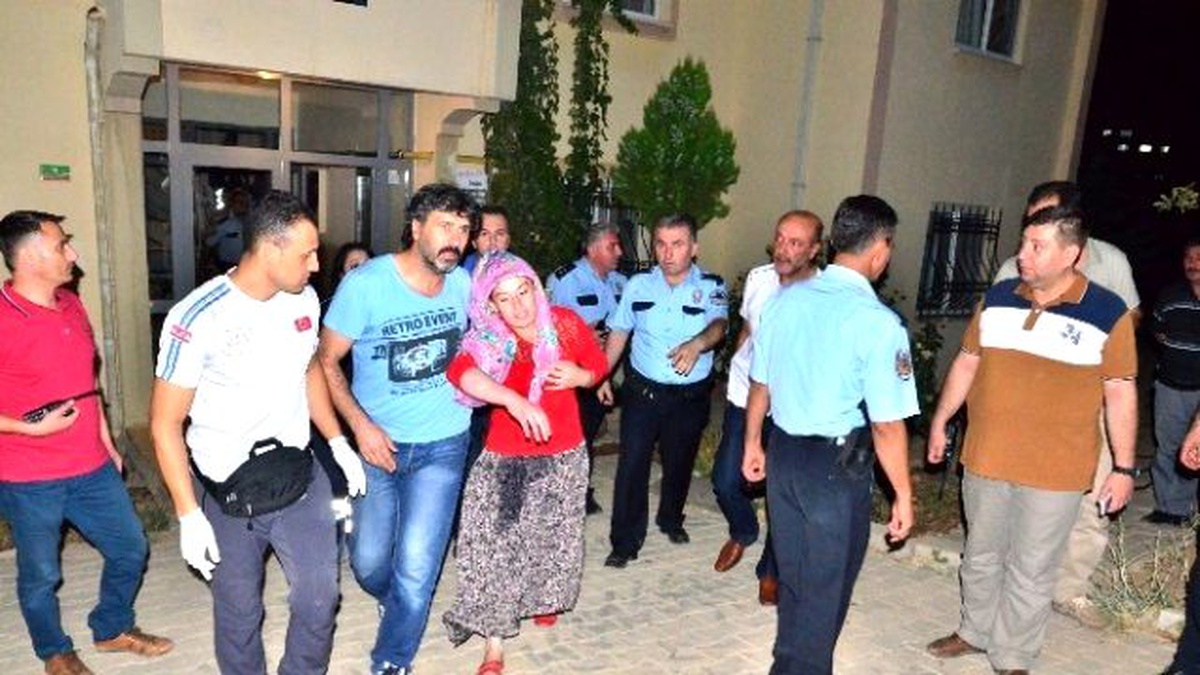 Kocasına Kızdı, Çocuğuyla Birlikte İntihara Kalkıştı