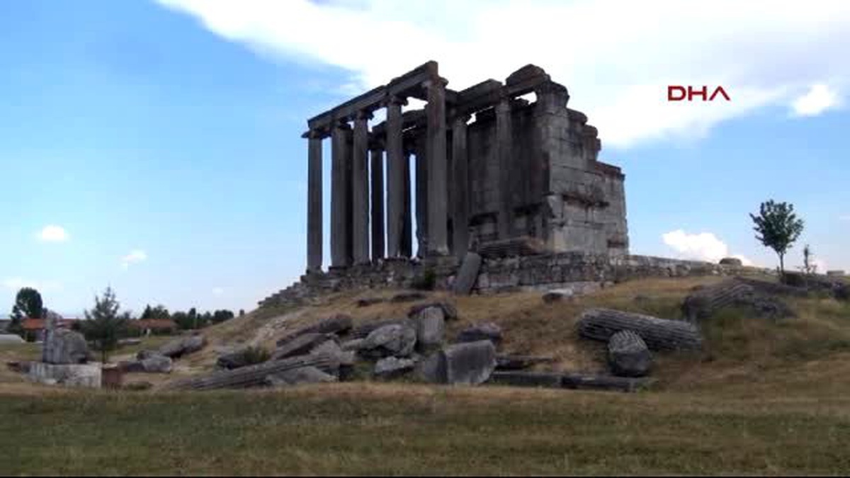 Kütahya Aizanoi\'de \'Antik Çağ Halk Pazarı\'