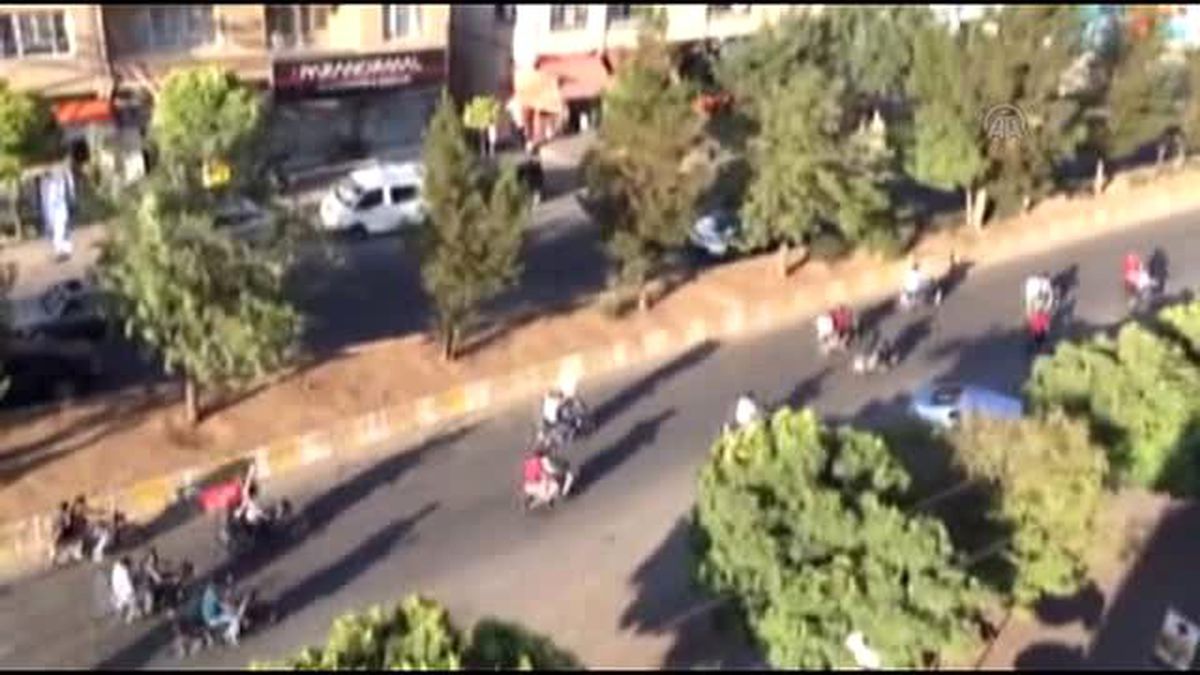 Midyat'ta Terör Örgütü PKK'yı Protesto Yürüyüşü Düzenlendi