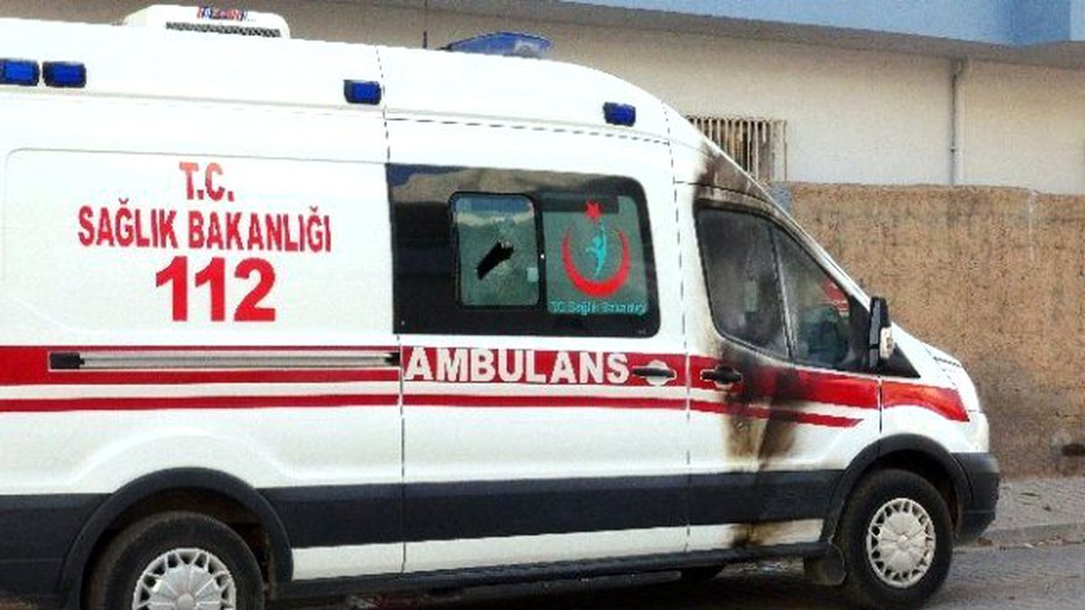 Nusaybin'de Ambulansa Molotoflu Saldırı