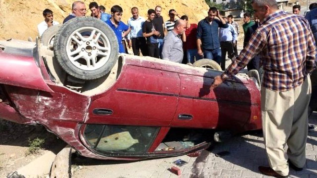 Şemdinli\'de Trafik Kazası; 1 Yaralı