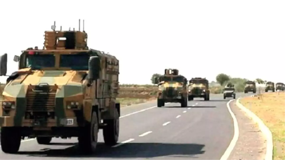 Sınırda Askeri Hareketlilik! Gece Boyu Sevkiyat Yapıldı