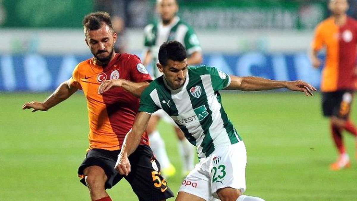 Bursaspor Futbolcuları Süper Kupa\'yı Kaybetmekten Üzgün