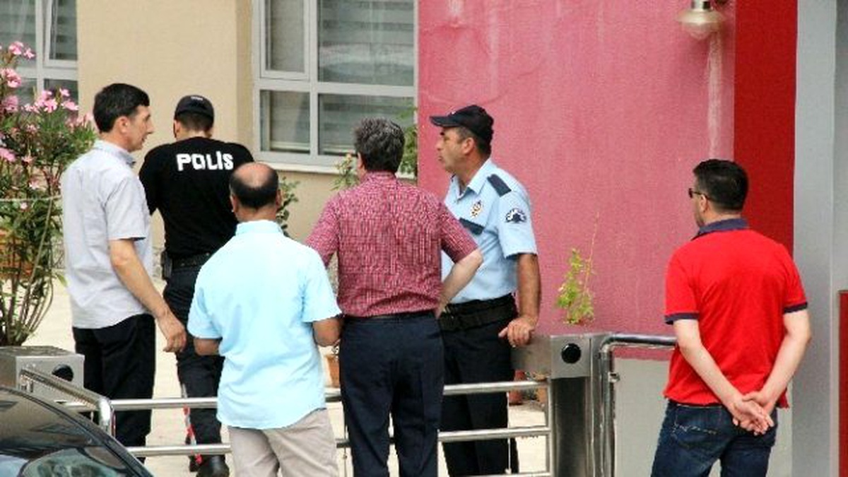 Zonguldak Emniyeti\'nden Paralel Örgüte Ait Okullara Düzenlenen Operasyonla İlgili Açıklama