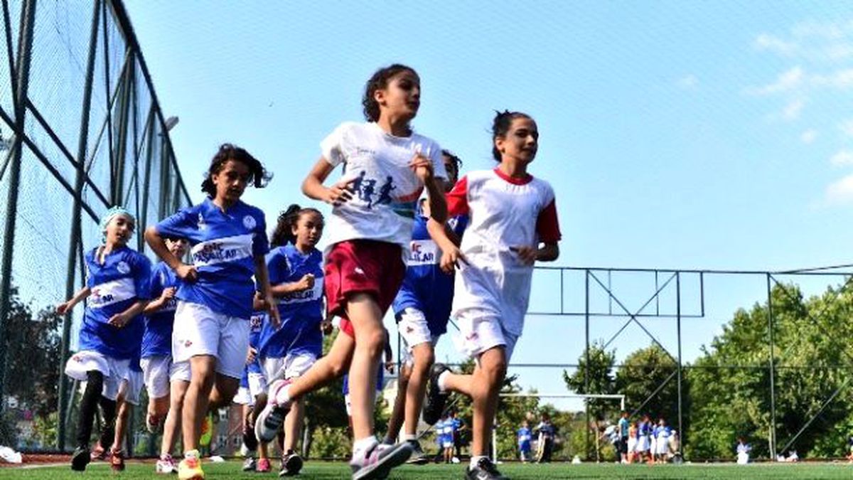 Atletizmde Türkiye Üçüncüsü Beyoğlu Yaz Spor Okullarından Çıktı