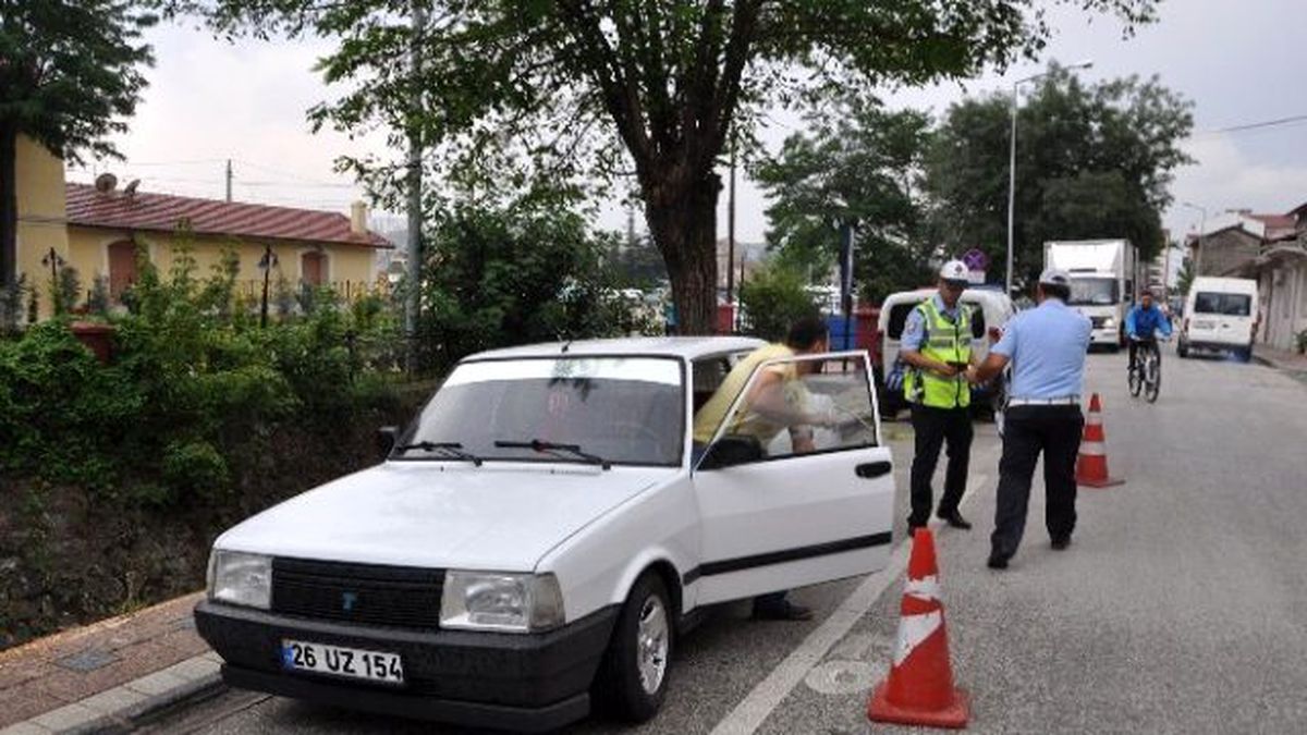 Bozüyük\'te Modifiyeli Araçlar Denetim Altında