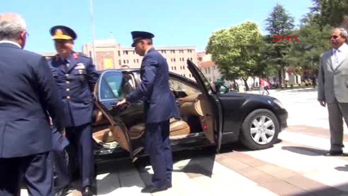 Eskişehir Hava Kuvvetleri Komutalığı\'na Getirilen Orgeneral Ünal\'dan Vali Tuna\'ya Veda Ziyareti