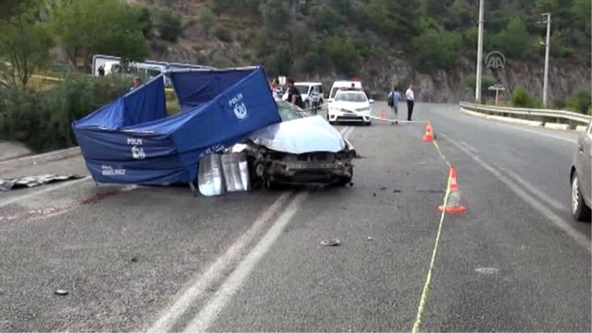 Fethiye\'de Devrilen Otomobilin Sürücüsü Öldü