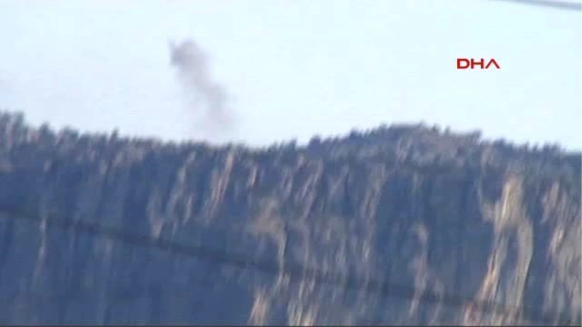 Hakkari-Çukurca Karayolunda PKK İki Bomba Patlattı