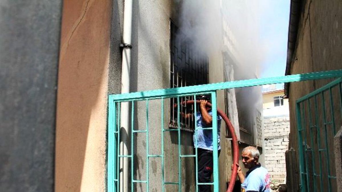 Iğdır\'da Korkutan Yangın