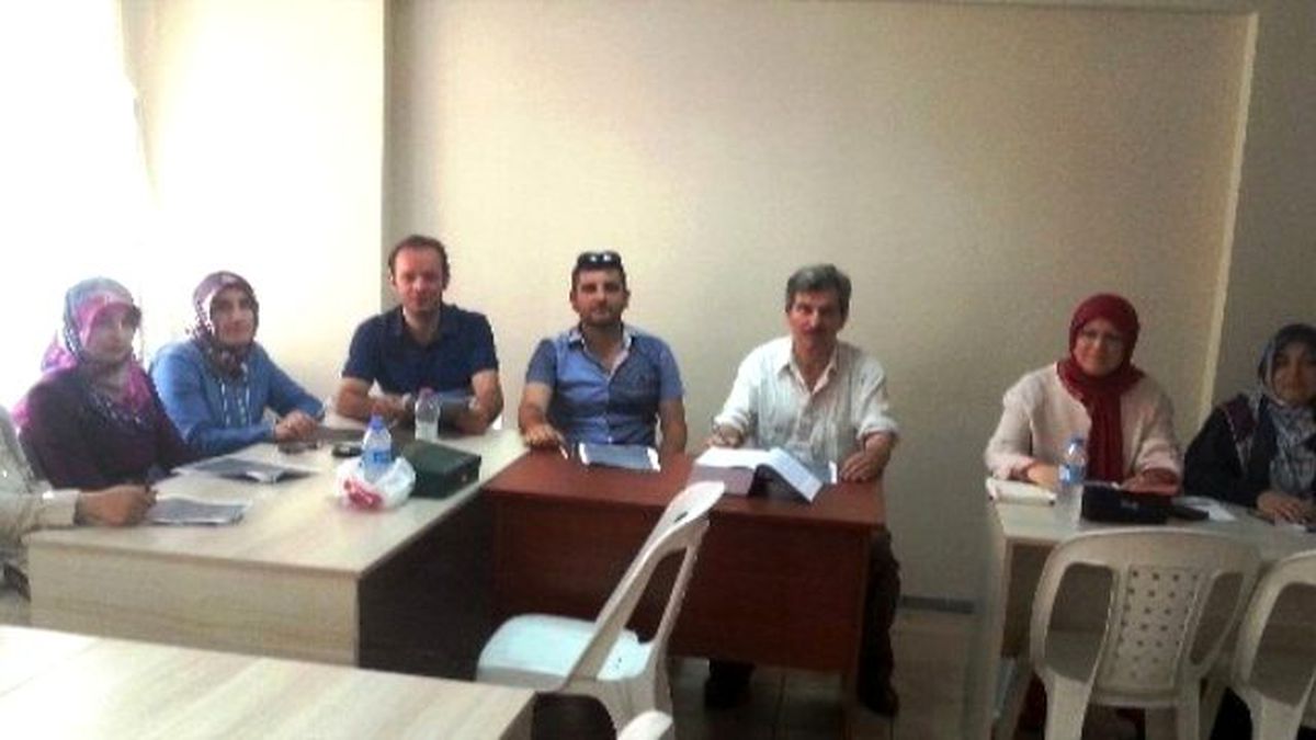 İzmek\'ten Osmanlıca Yaz Kursu