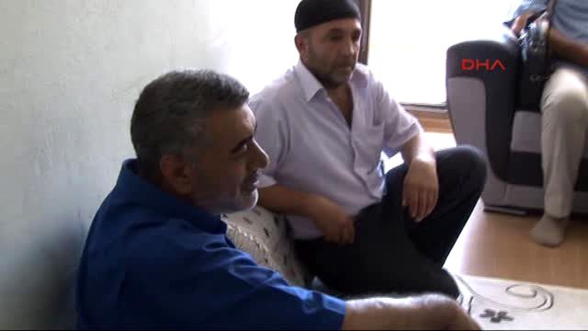 İzmir - Hdp\'lilerden Şehit Ailesine Taziye Ziyareti