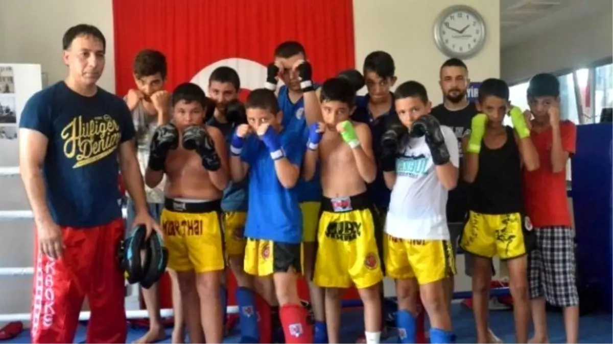 Muay Thai Kursları