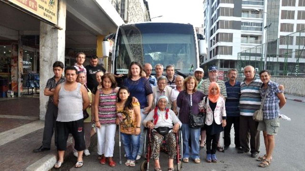 Nazilli Belediyesi\'nden Engelliler Derneğine Ücretsiz Araç Tahsisi
