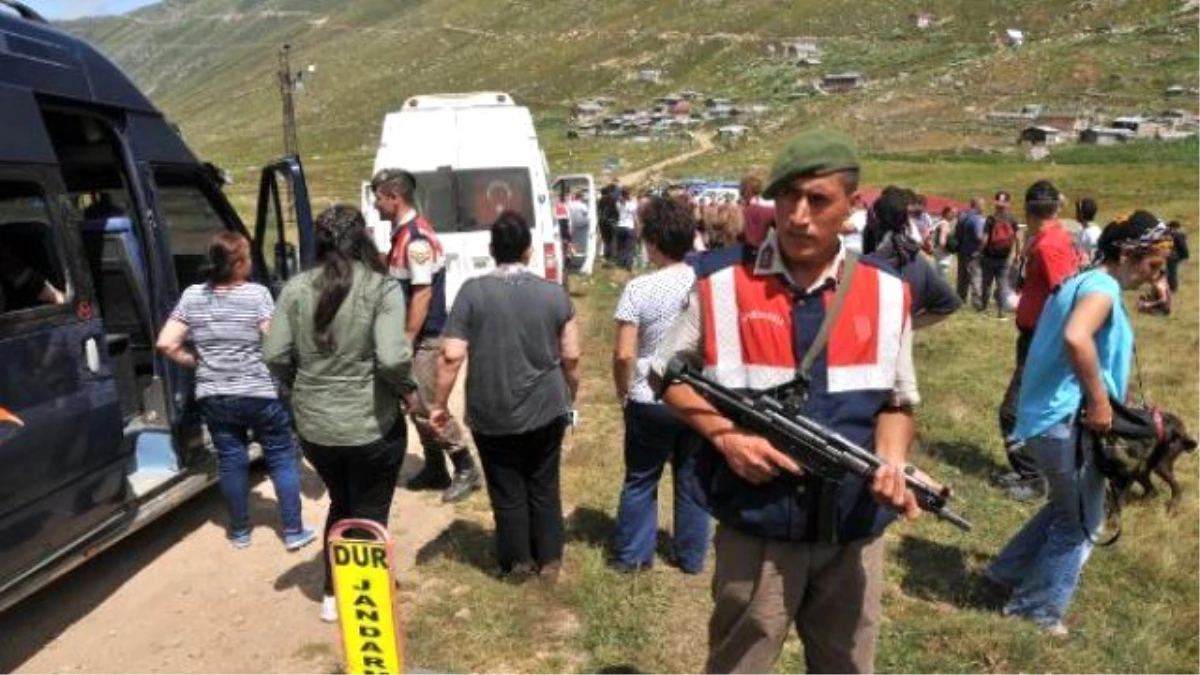 Road Project Protesters Searched By Authorities İn Northern Turkey