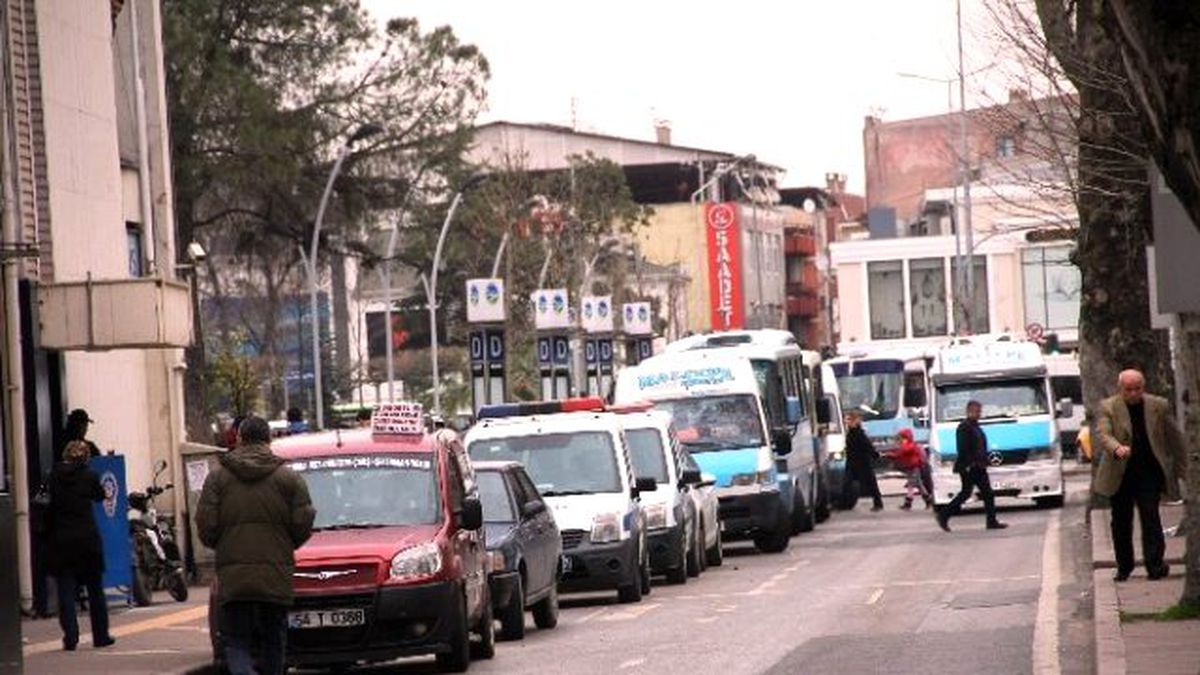 Sakarya\'da 2015 Haziran Ayı Sonu İtibariyle Trafiğe Kayıtlı Araç Sayısı 250 Bine Dayandı