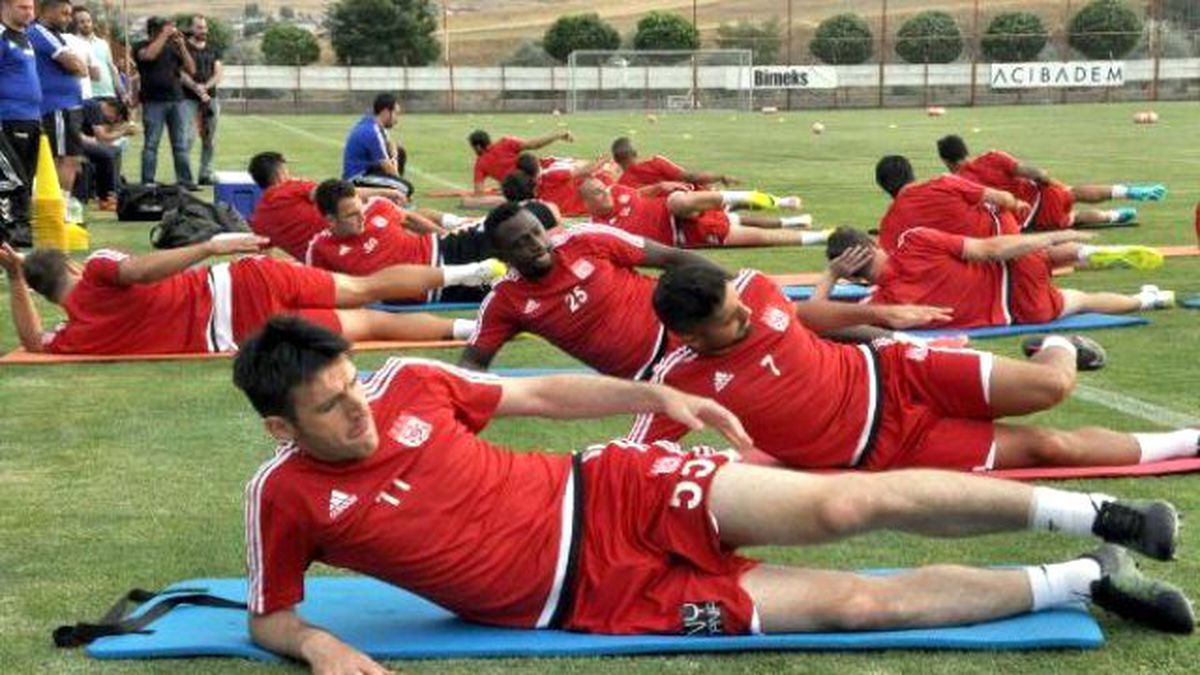 Sergen Yalçın: Oyuncu Bulmak Zor