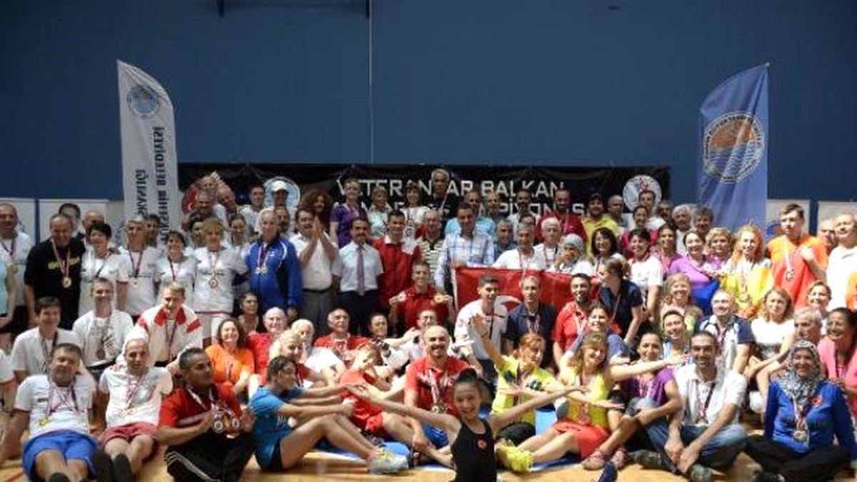Veteranlar Balkan Badminton Şampiyonası Sona Erdi