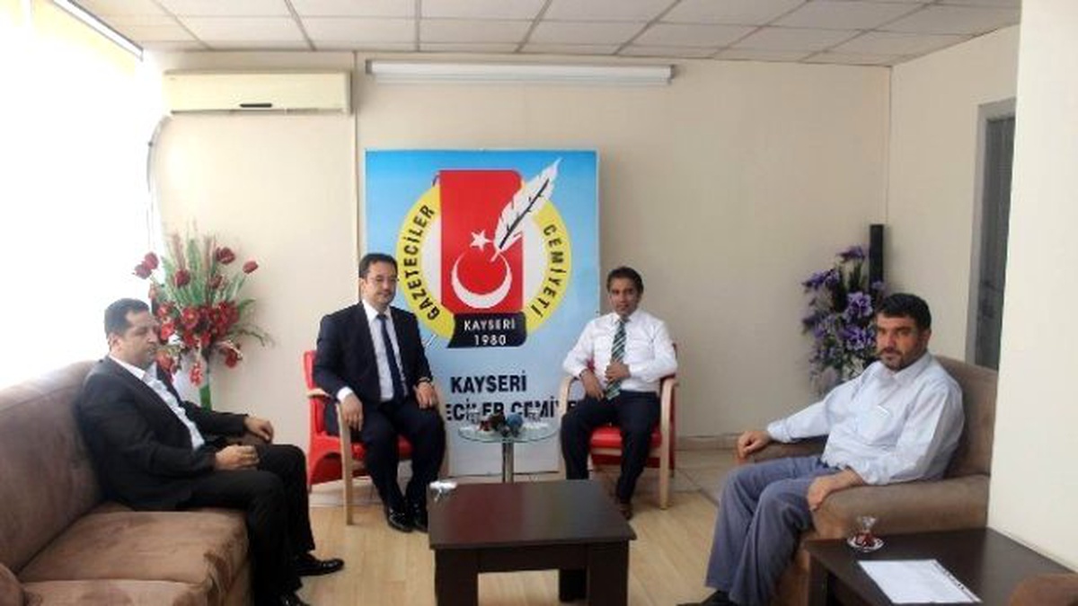 Yeşilay\'dan Gazeteciler Cemiyeti Ziyaret