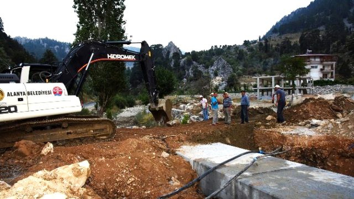 Alanya Belediyesi\'nden En Uzak Mahalleye Hizmet Seferberliği