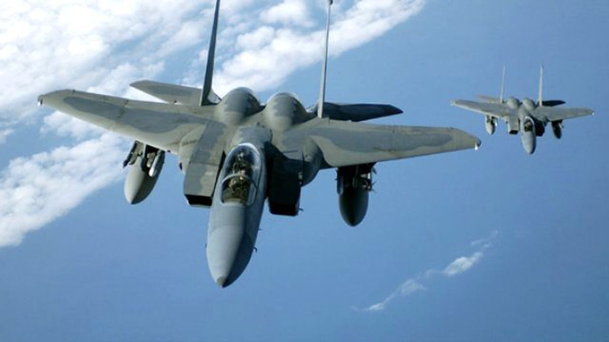 Almanya'da ABD Savaş Uçağı Düştü