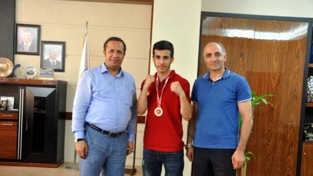 Başkan Toltar Başarıyı Altınla Ödüllendirdi