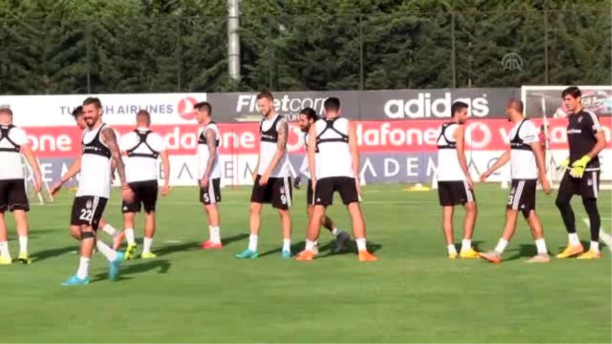 Beşiktaş, Mersin İdmanyurdu Maçına Hazırlanıyor