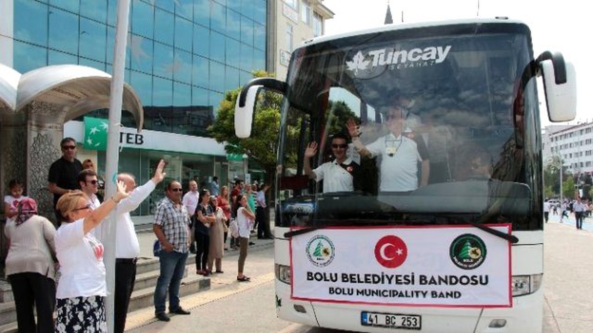 Bolu Belediyesi Bando Takımı Bando Festivaline Katılmak Üzere Romanya\'ya Yola Çıktı