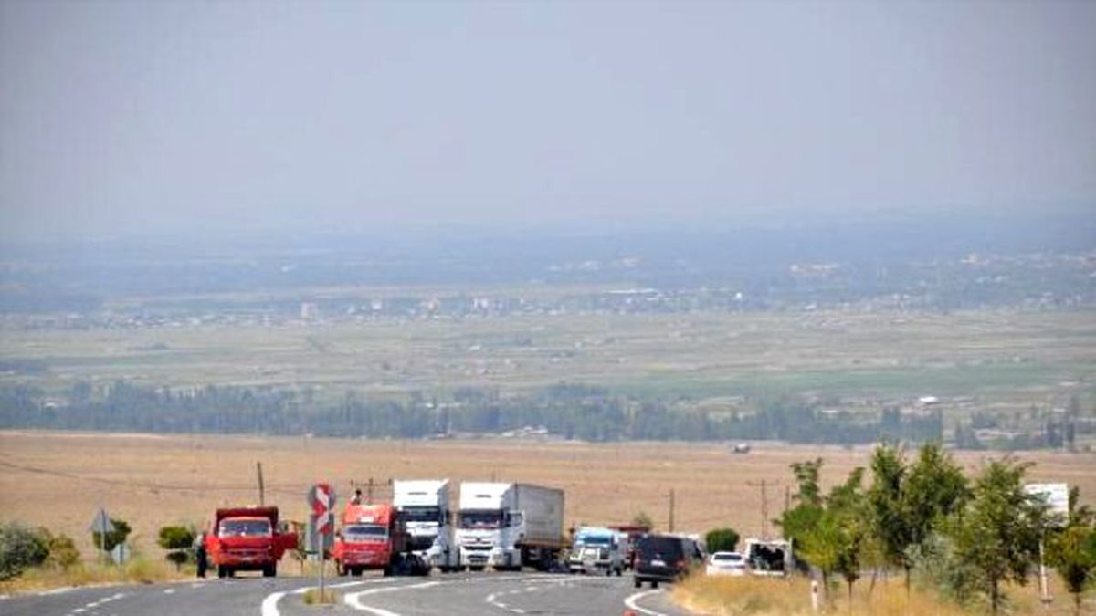 Doğubayazıt- Iğdır Karayolu Çatışma Nedeniyle Kapandı (2)