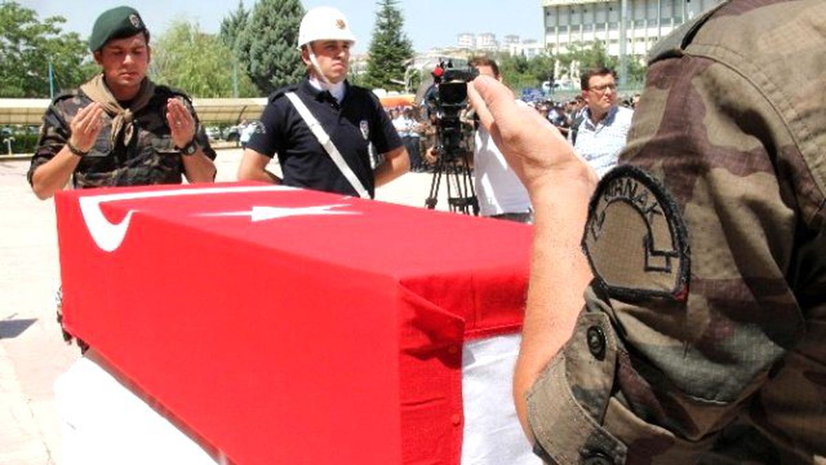 Elazığlı Şehit Son Yolculuğuna Uğurlanıyor