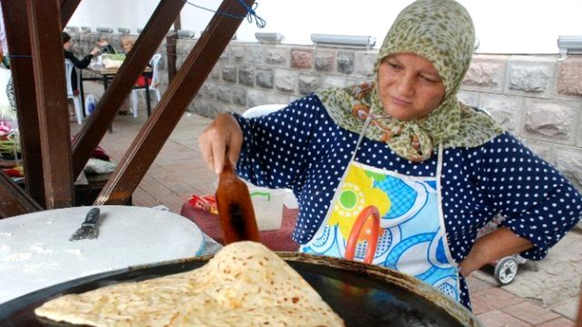 Hanımeli Çarşısı\'nda Kadınlara İş İmkanı