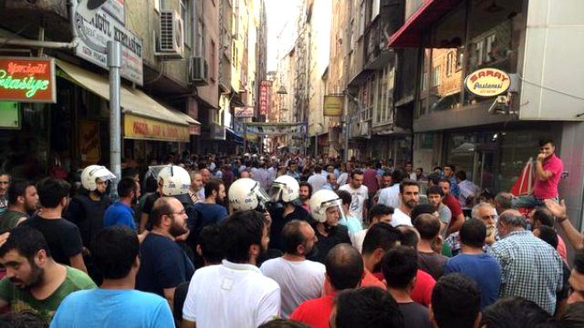 Hopa\'da İki Grup Arasında Kavga: 7 Yaralı