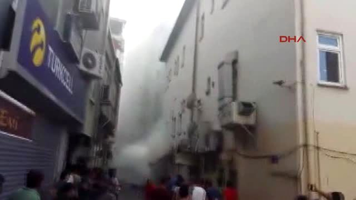 Hopa\'da İki Grup Arasında Kavga: 7 Yaralı