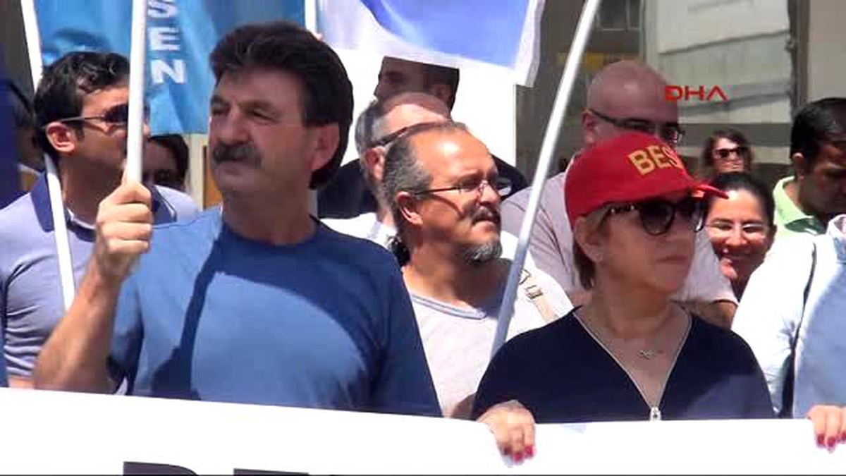 İzmir Kesk\'ten Memur-Sen Tepkisi