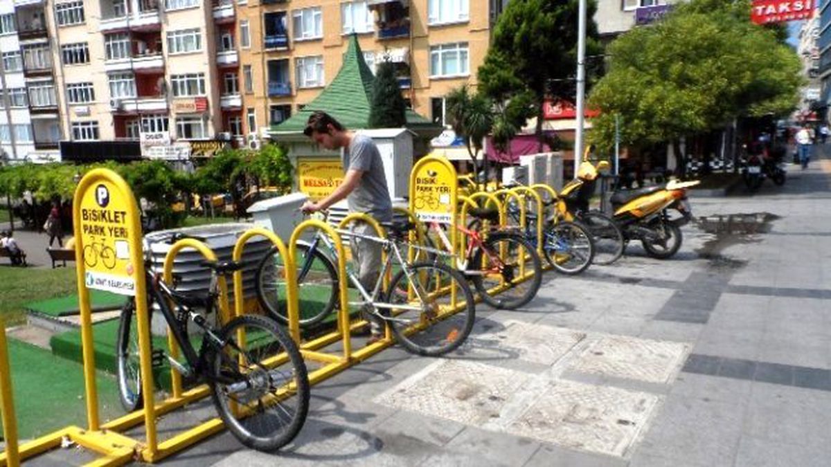 İzmit\'te 164 Bisiklet Park Yeri Var