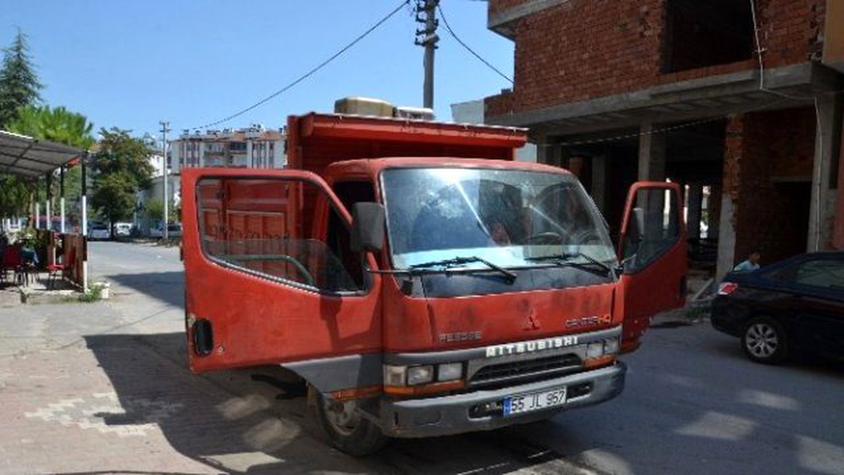Kamyonu Çalıştırmayınca Çalamadılar